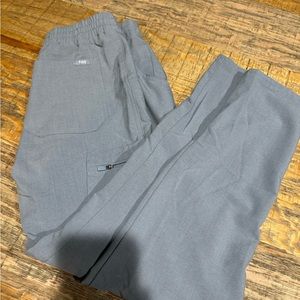 Figs women’s dark space grey yola skinny pants